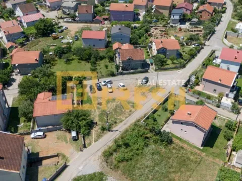 Prodaja, plac, 700m², Zlatica, Podgorica - image 5