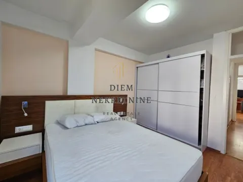 Izdavanje, trosoban stan, 110m², Centar, Bar - image 10