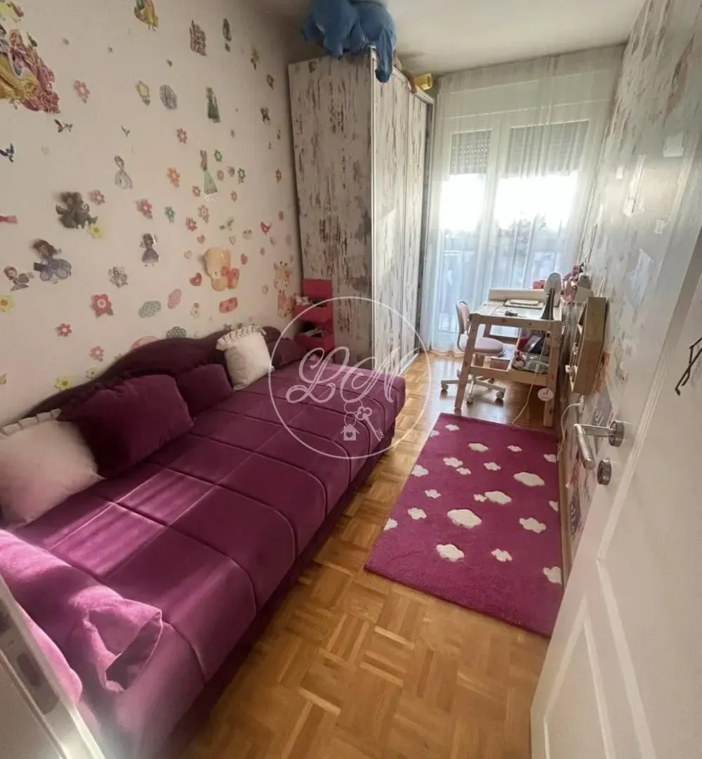 Prodaja, stan, 139m², Batajnica, Beograd
