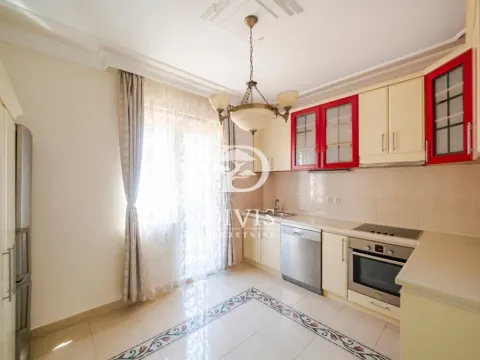 Izdavanje, kuća, 448m², Dedinje Rtv Pink, Dedinje Sve Podlokacije - image 4