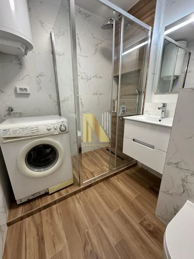 Rent, office space, 105m², Centar, Novi Sad