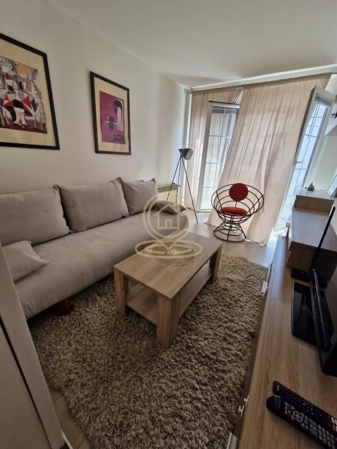 Rent, three bedroom apartment, 90m², Medijana, Niš