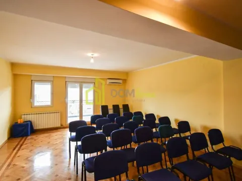 Prodaja, četvorosoban stan, 157m², Pobrežje, Podgorica - image 6