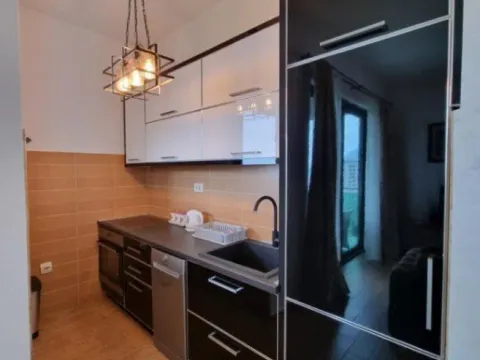 Prodaja, dvosoban stan, 72m², Bečići, Budva - image 2