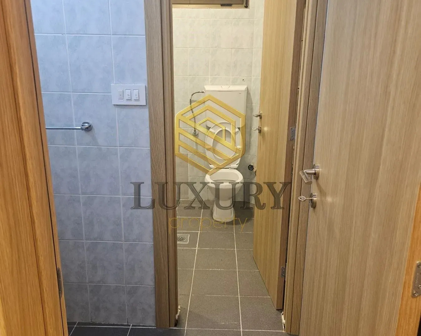 Sale, office space, 191m², Ljubović, Podgorica