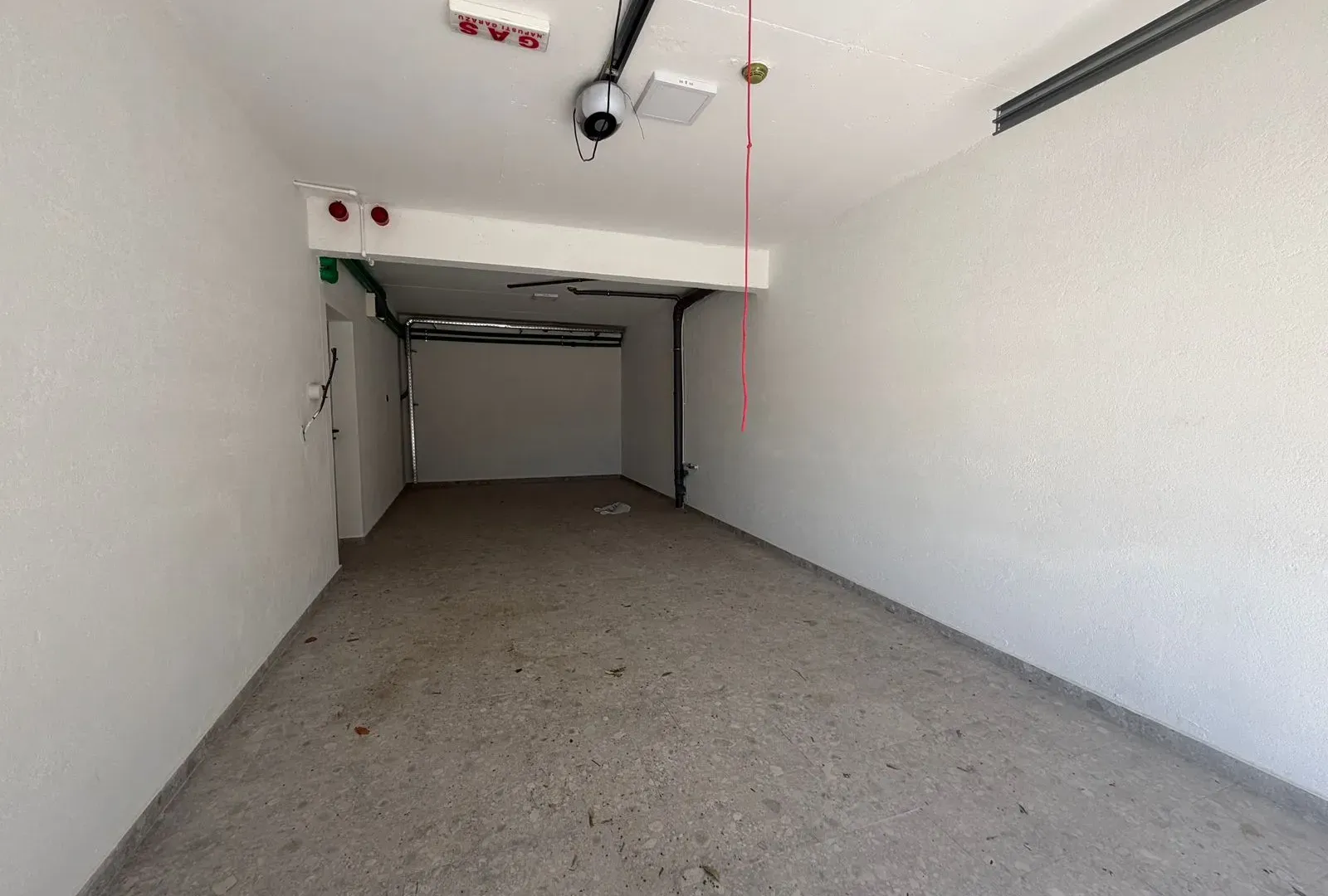 Izdavanje, dvosoban stan, 72m², Tripovići, Tivat