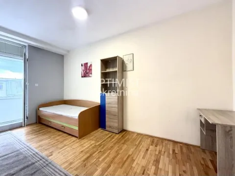 Rent, three bedroom apartment, 70m², Profesorska Kolonija, Palilula Sve Podlokacije - image 4