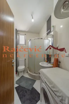 Sale, two bedroom apartment, 39m², Autokomanda, Voždovac Sve Podlokacije - image 13