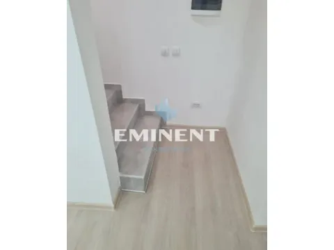 Izdavanje, kuća, 221m², Stari Grad, Beograd - image 11