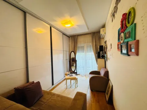 Sale, three bedroom apartment, 111m², City Kvart, Podgorica - image 15