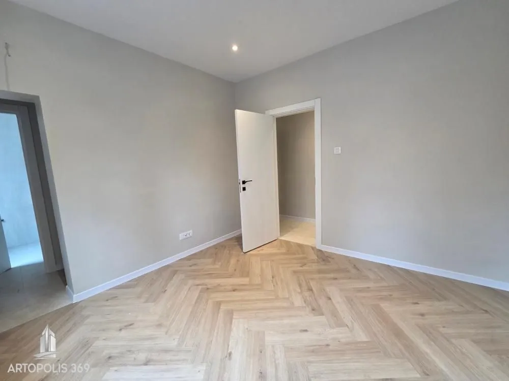 Sale, two bedroom apartment, 44m², Zemun Centar, Zemun Sve Podlokacije