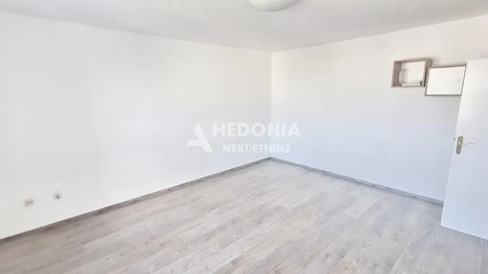 Sale, one bedroom apartment, 43m², Crveni Krst, Beograd