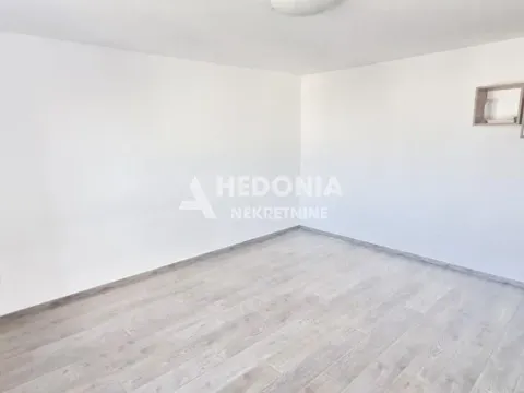 Sale, one bedroom apartment, 43m², Crveni Krst, Beograd - image 2