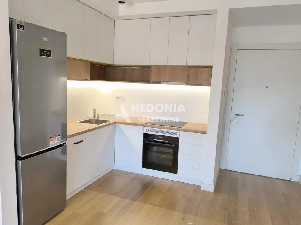 Sale, two bedroom apartment, 58m², Lion, Zvezdara Sve Podlokacije