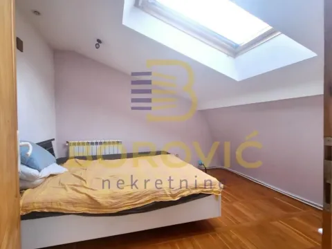 Sale, house, 108m², Uciteljsko Naselje, Zvezdara Sve Podlokacije - image 12