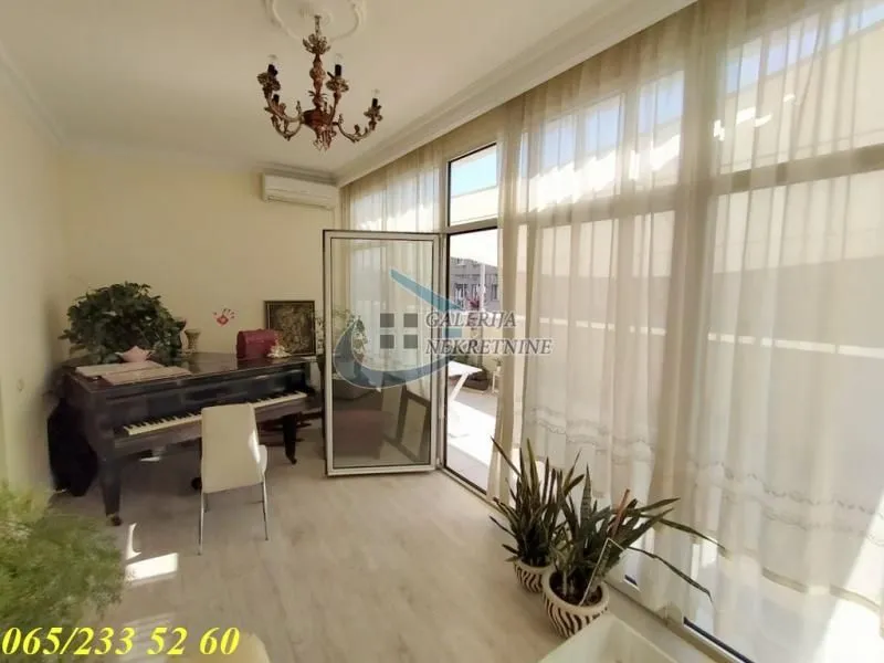Sale, apartment, 208m², Stari Grad, Beograd
