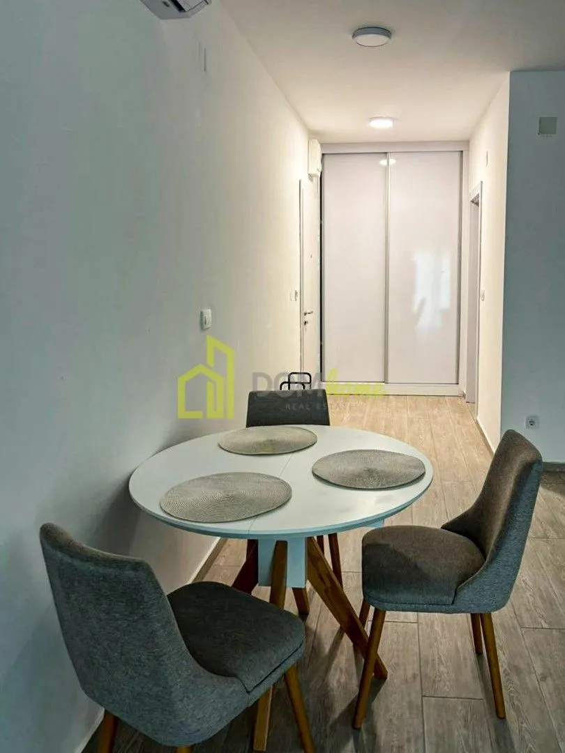 Izdavanje, garsonjera, 33m², Bečići, Budva