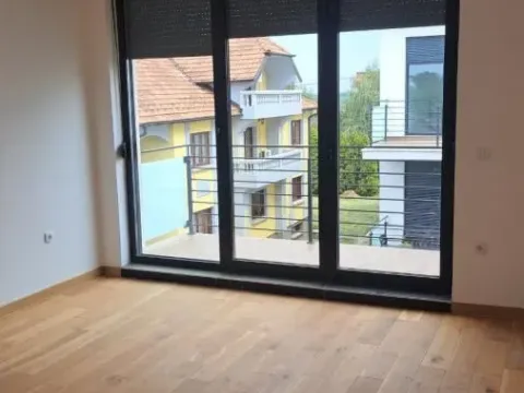 Prodaja, stan, 236m², Zemun Sve Podlokacije, Beograd - image 8