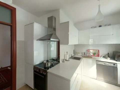 Prodaja, stan, 91m², Tivat, Crna Gora - image 3