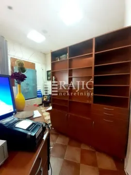 Rent, office space, 110m², Stari Grad, Beograd - image 4