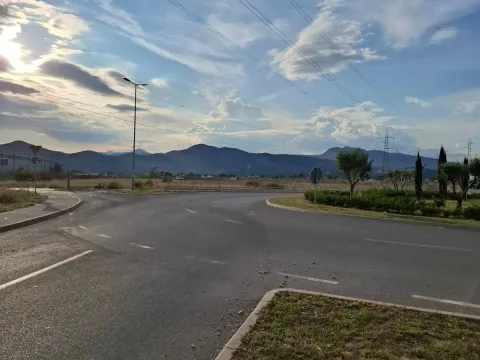 Prodaja, plac, 3300m², Podgorica, Crna Gora - image 2