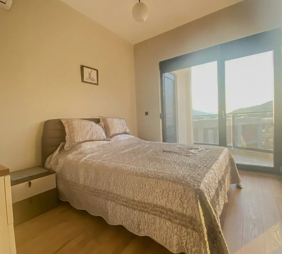 Izdavanje, stan, 120m², Topla, Herceg Novi
