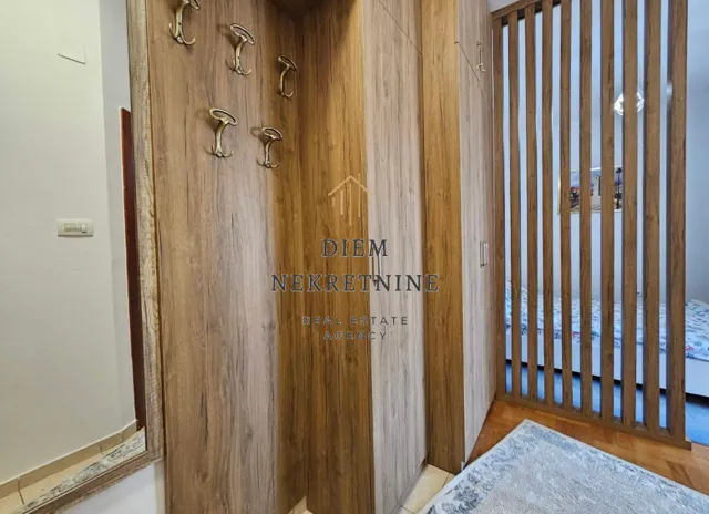 Rent, one bedroom apartment, 40m², Centar, Bar