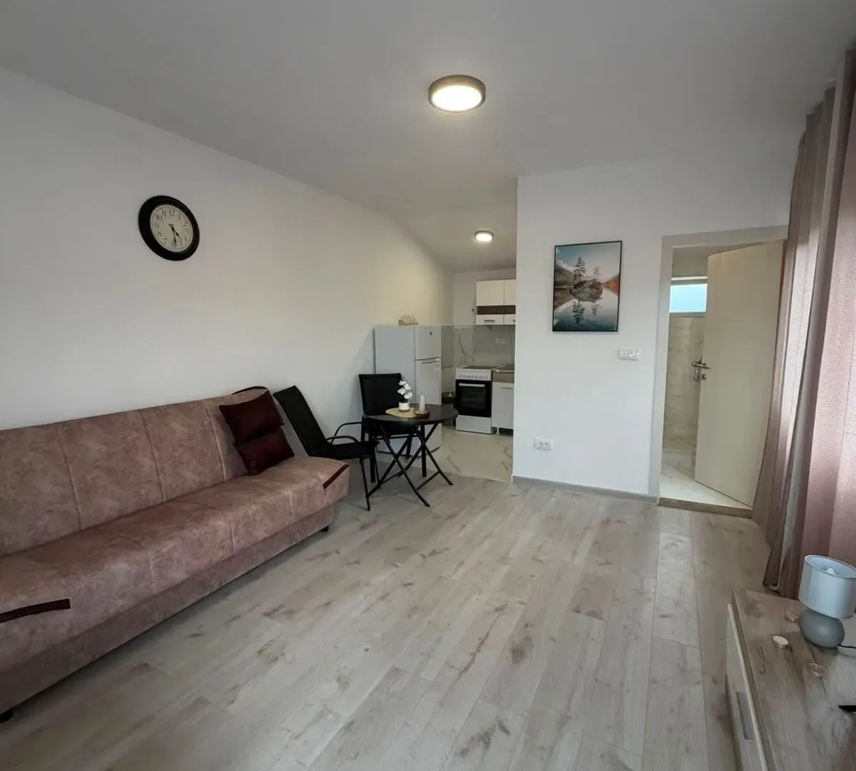 Izdavanje, garsonjera, 36m², Radanovići, Kotor
