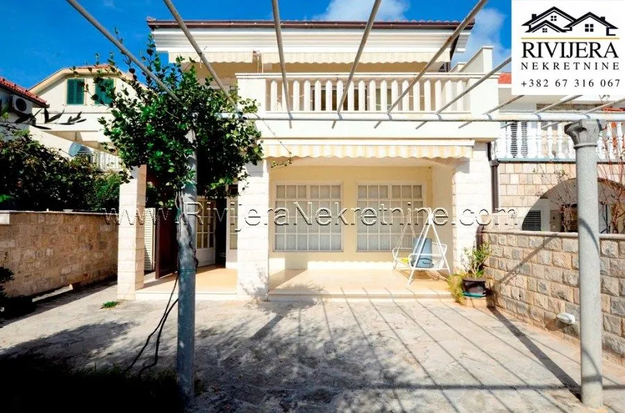 Prodaja, kuća, 169m², Đenovići, Herceg Novi
