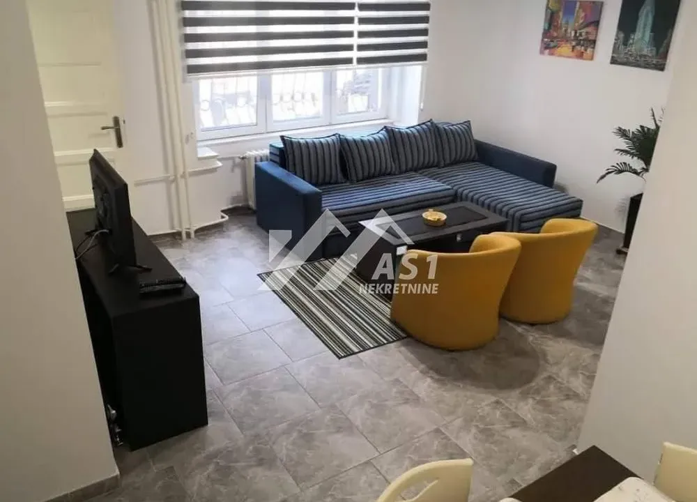 Izdavanje, trosoban stan, 76m², Novi Sad Sve Podlokacije, Novi Sad