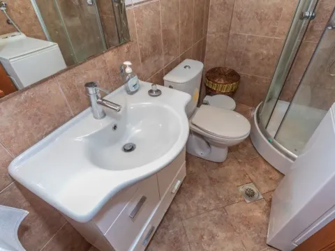 Sale, house, 300m², Motički gaj, Žabljak - image 3