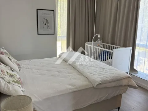 Izdavanje, kuća, 300m², Kamenjar, Novi Sad Sve Podlokacije - image 6