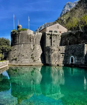 Prodaja, jednosoban stan, 42m², Stari Grad Kotor, Kotor - image 2