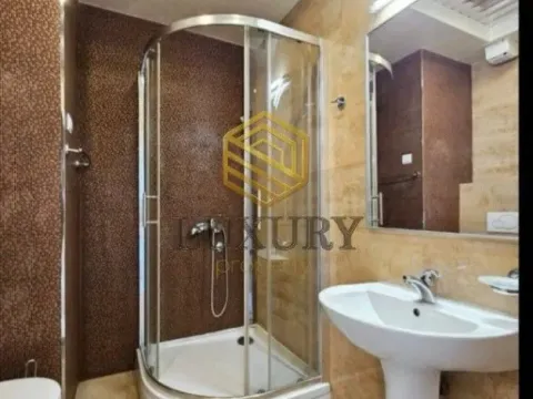 Sale, three bedroom apartment, 90m², Velji Vinogradi, Budva - image 9