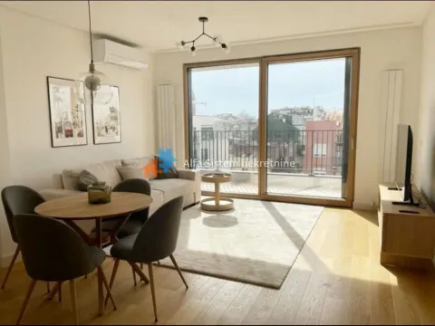 Rent, two bedroom apartment, 53m², Vračar Sve Podlokacije, Beograd - image 2