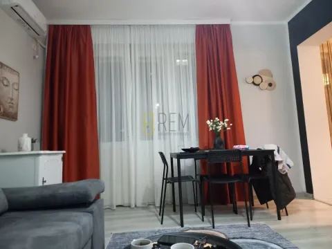 Prodaja, jednosoban stan, 55m², Centar, Podgorica - image 4