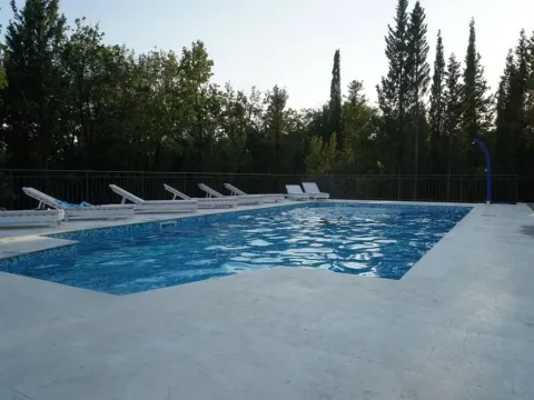 Izdavanje, dvosoban stan, 95m², Mrčevac, Tivat - image 6