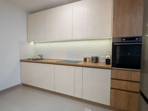 Prodaja, trosoban stan, 128m², Stari Aerodrom, Podgorica - image 9