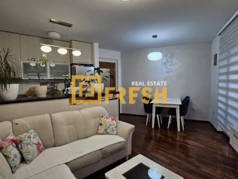 Prodaja, dvosoban stan, 56m², Stari Aerodrom, Podgorica - image 1