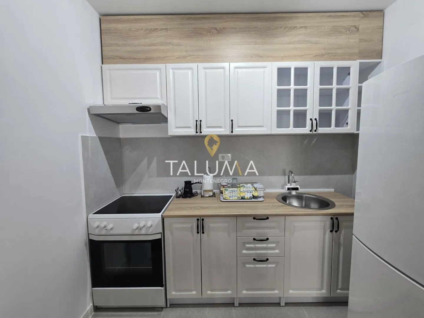 Rent, one bedroom apartment, 42m², Stari Aerodrom, Podgorica