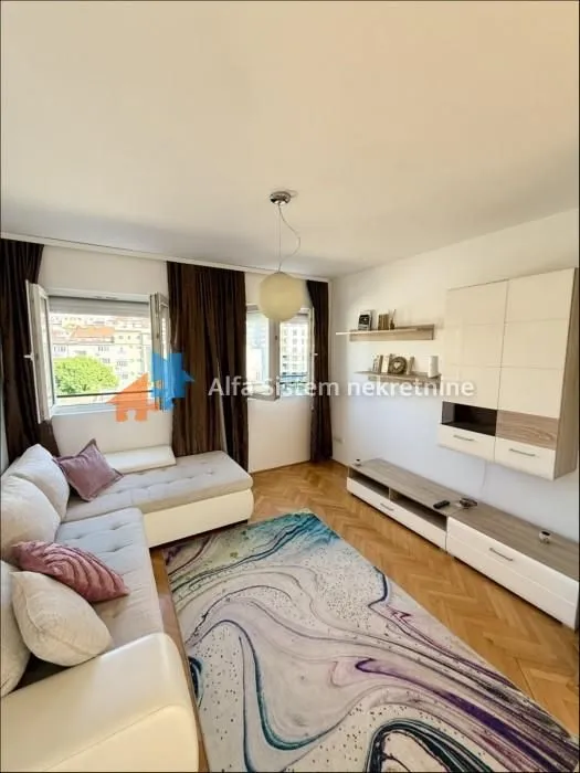 Rent, two bedroom apartment, 72m², Savski Venac, Beograd