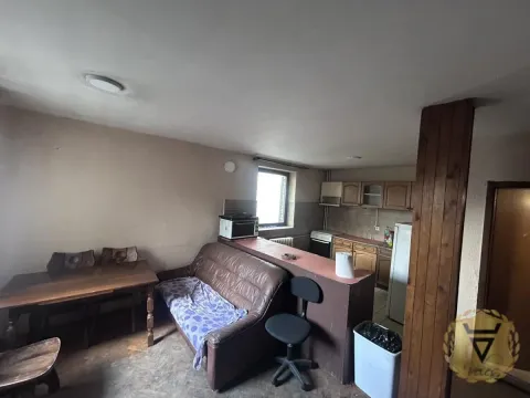 Rent, house, 200m², Medaković Sve Podlokacije, Beograd - image 3