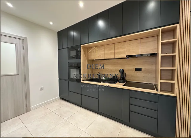 Izdavanje, dvosoban stan, 102m², Zabjelo, Podgorica