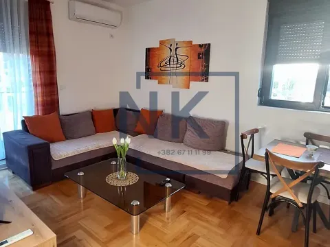 Izdavanje, dvosoban stan, 60m², Zabjelo, Podgorica - image 1