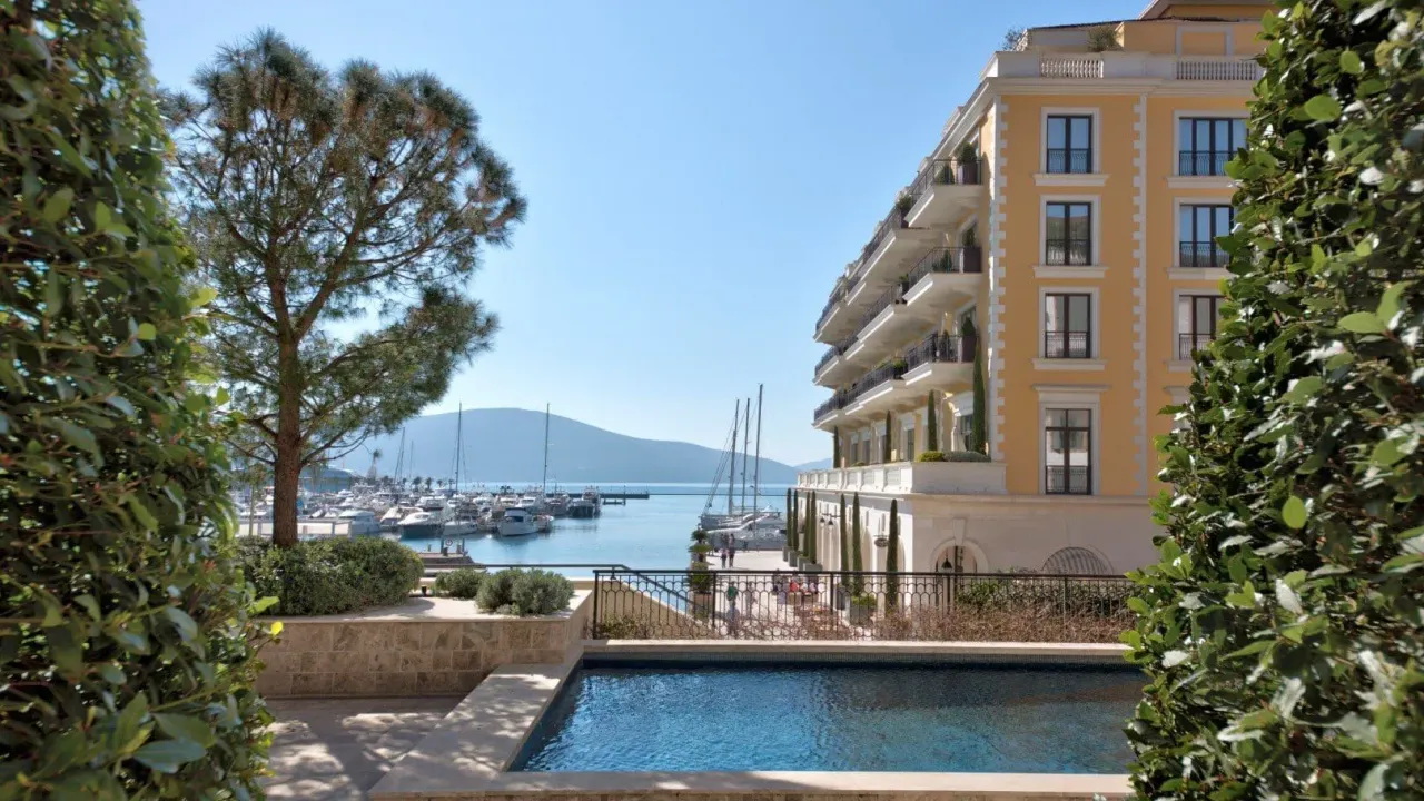 Sale, three bedroom apartment, 204m², Porto Montenegro, Tivat