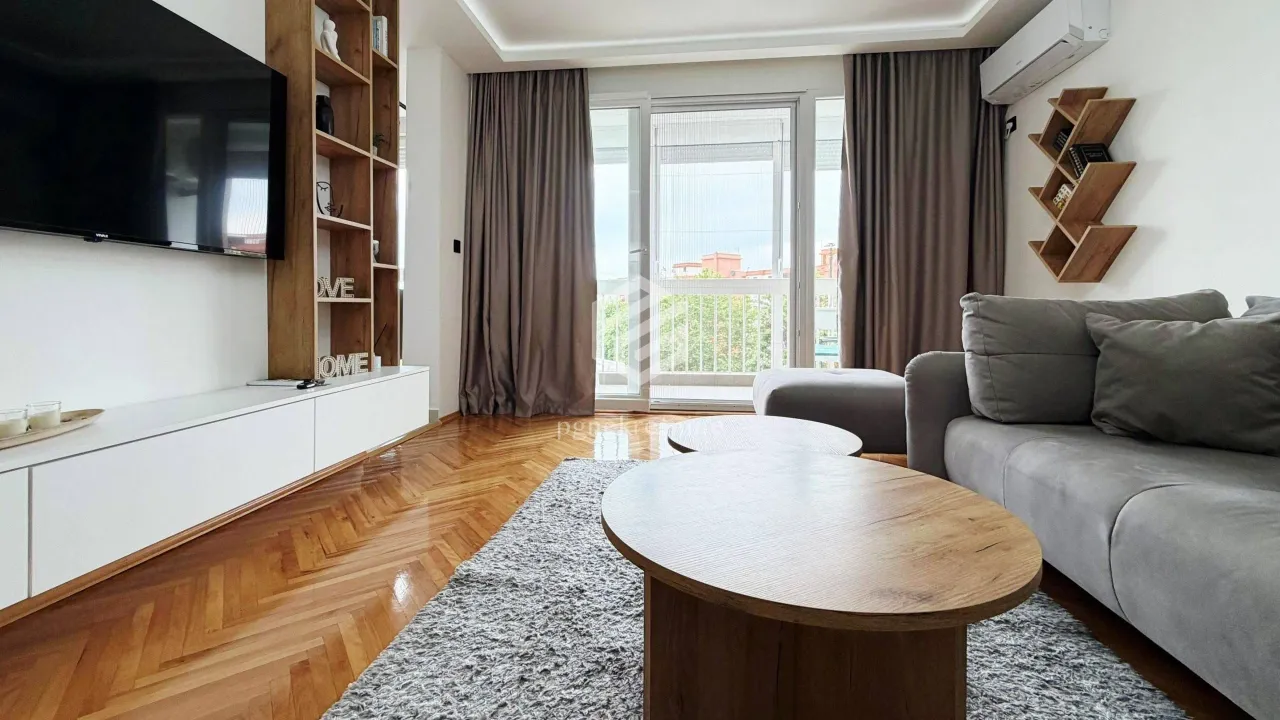 Rent, two bedroom apartment, 65m², Autobuska stanica, Podgorica