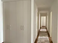 Izdavanje, trosoban stan, 121m², Savski Venac, Beograd - image 16