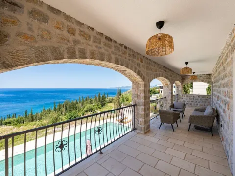 Sale, house, 374m², Drobni pijesak, Budva - image 32