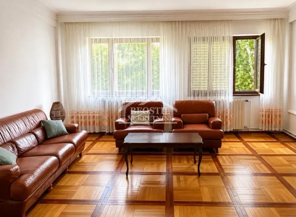 Prodaja, stan, 150m², Čukarica, Beograd