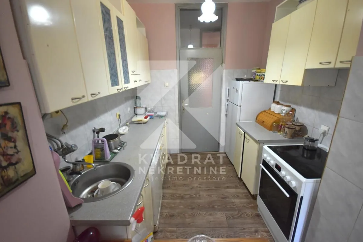 Prodaja, trosoban stan, 120m², Pobrežje, Podgorica